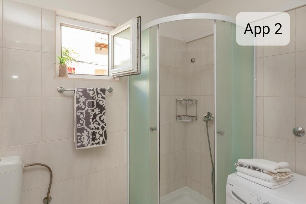 Apartmani Mara Bol Exterior foto